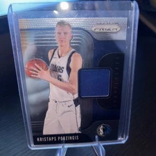 2019-20 Panini Prizm - Sensational Swatches Kristaps Porzingis #SS-KPZ (MEM)