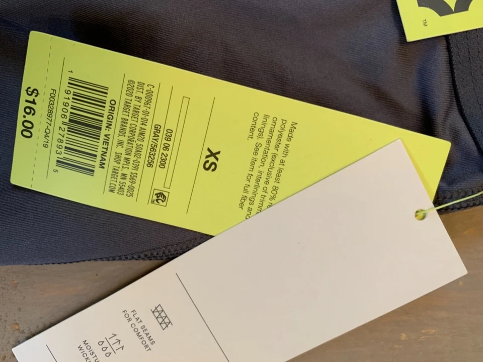 Medias All in Motion para niño de 3/4 piernas - grises - pequeñas - nuevas - atléticas ajustadas  Foto 3 de 4