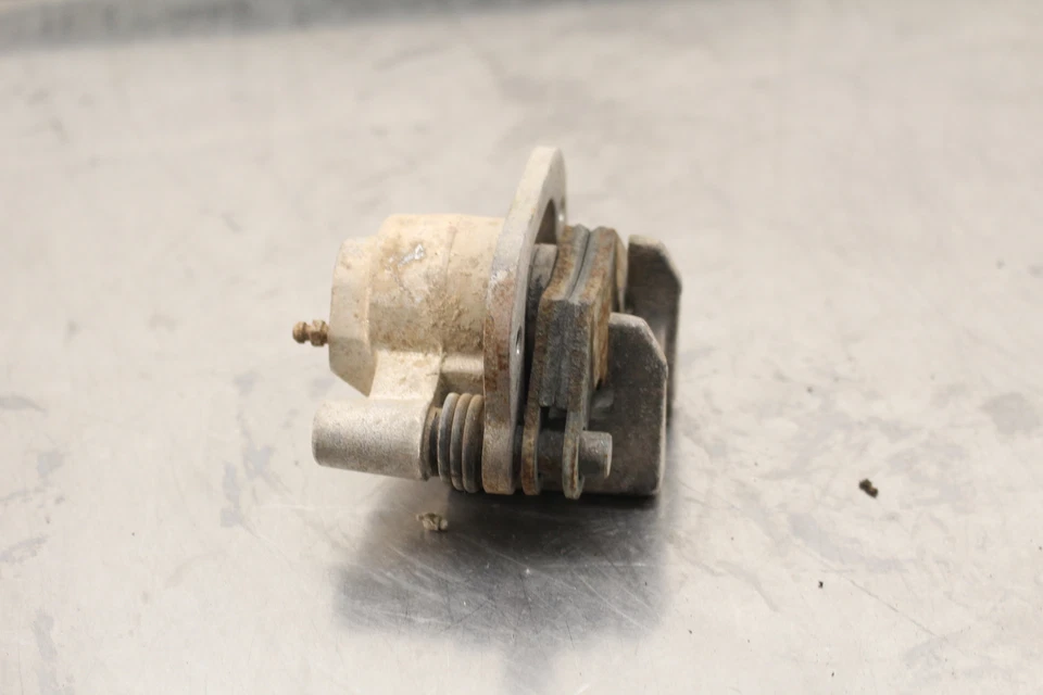 1990 Polaris Trail Boss 250 2x4 pinça de freio dianteira direita S767 - Imagem 4 de 4