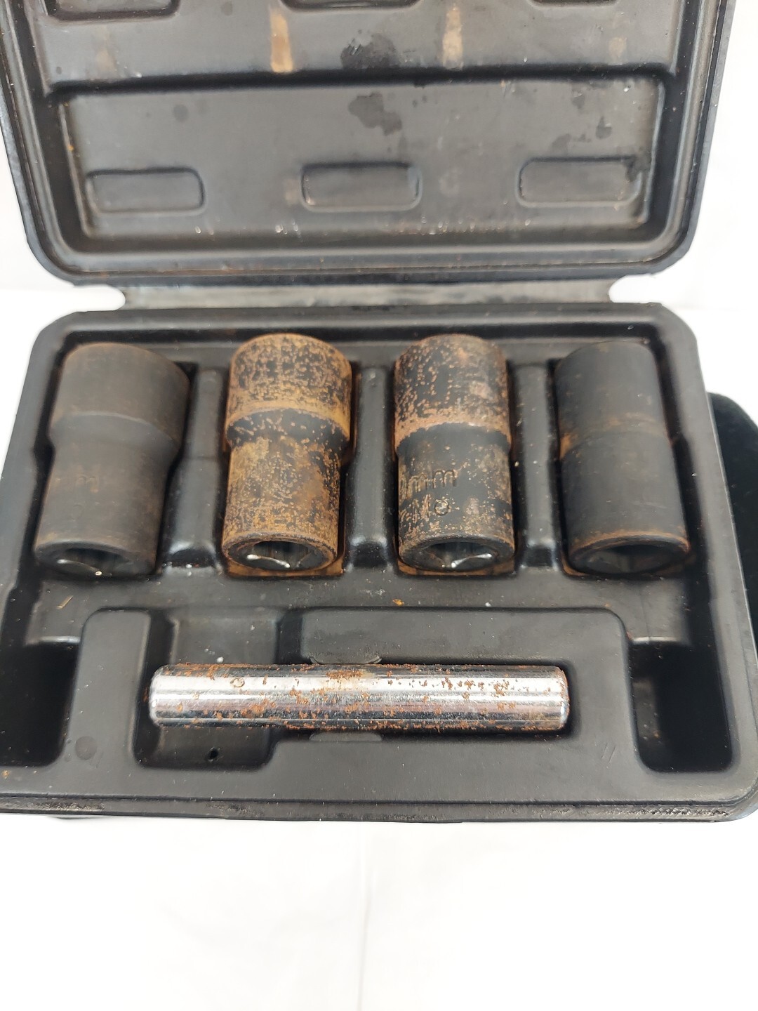 Maddox Universal Locking Lug Nut Removal Set 4 pc Set MC51 (22128213