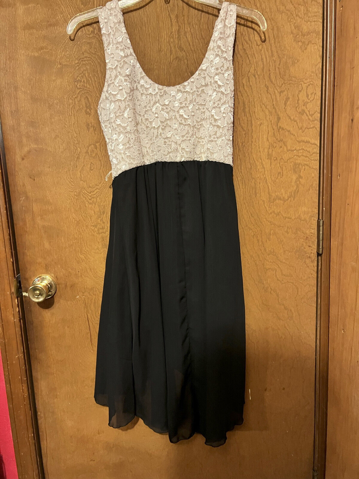Picture 3 of 6