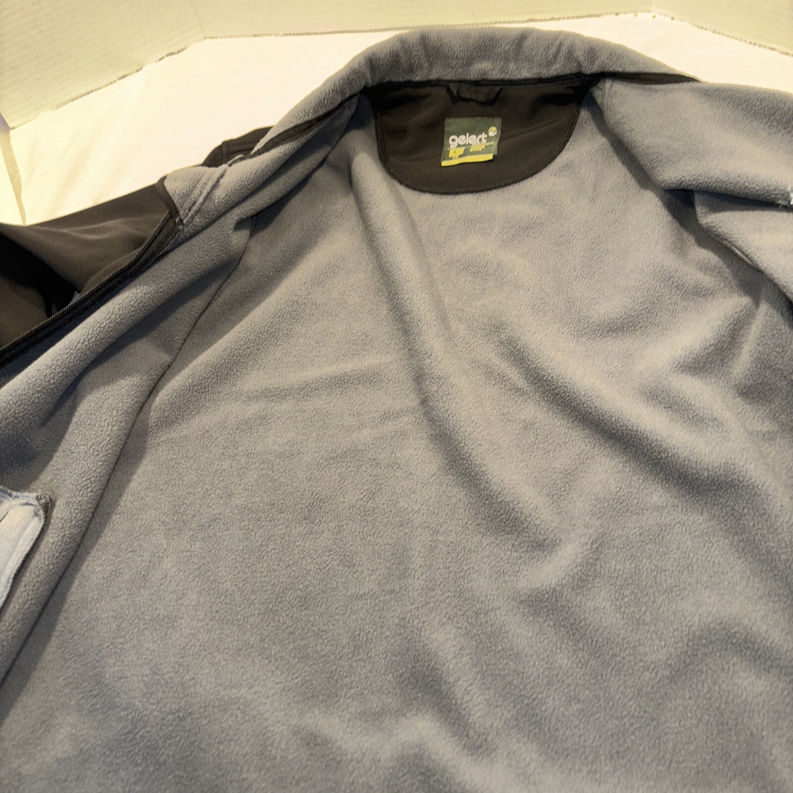 Gelert Black Soft-shell Jacket Size Large - image 7