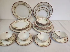 Wembley  Harmony House - SERVICE FOR 4 PLATES BOWLS CUPS SAUCERS 24 PCS