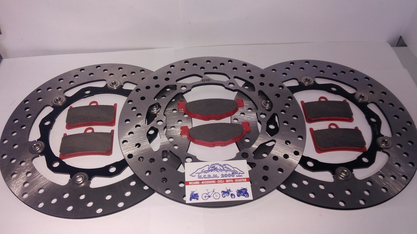 Coppia Dischi Freno Anteriori + Pastiglie Per Yamaha T-MAX 500 2004-2007 - Ricambio RMS E Grimeca