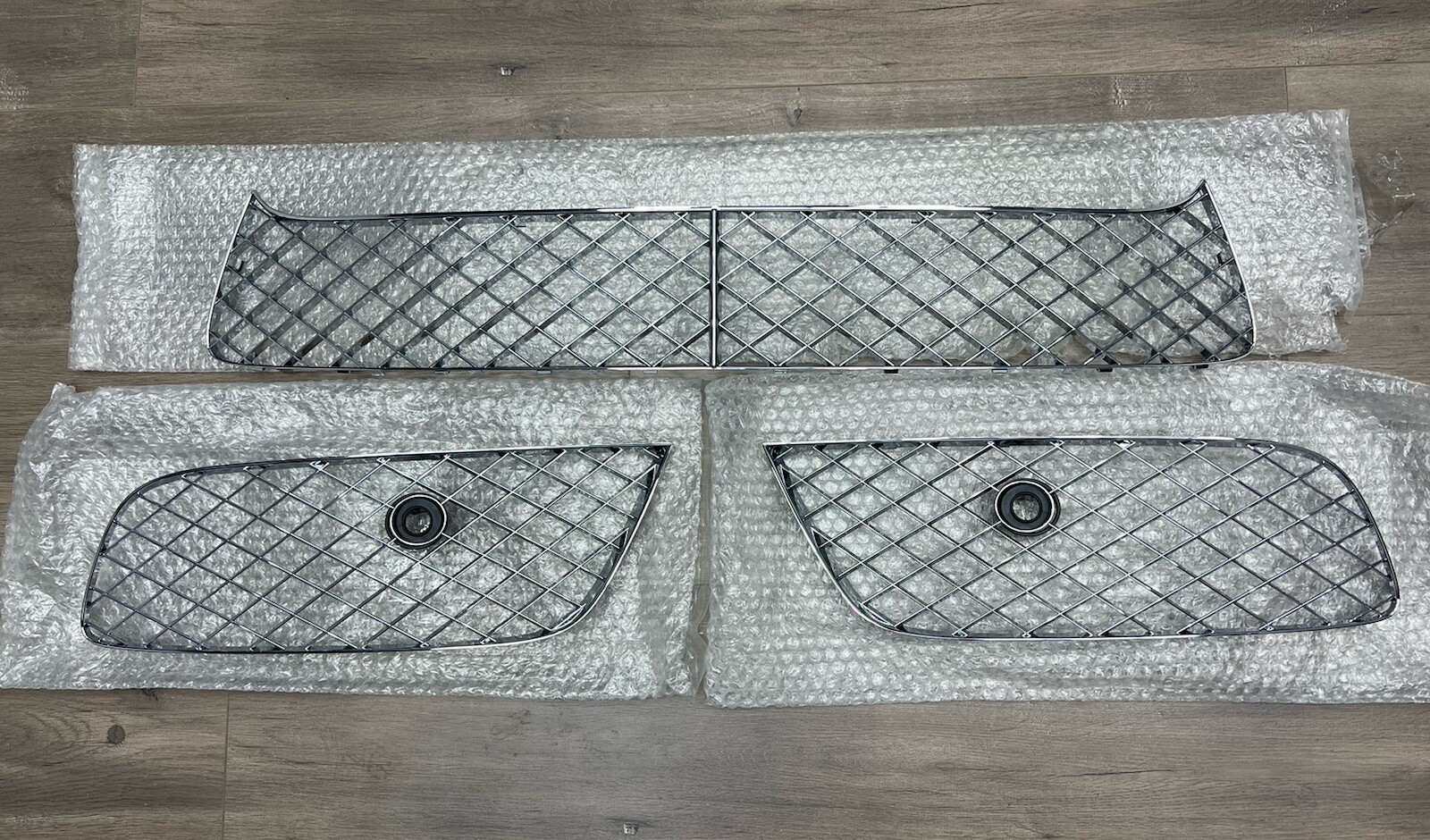 2012-2015 Bentley Continental GT GTC V8 4.0 Bumper Lower Grille Set Left & Right