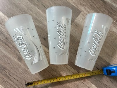 2002 Plastik Becher Coca Cola Drei Stück