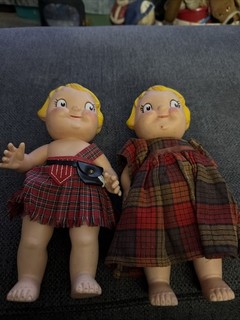 2 Campbell's Soup Kid 10" Vinyl Dolls With 20 Collectible Christmas Ornaments