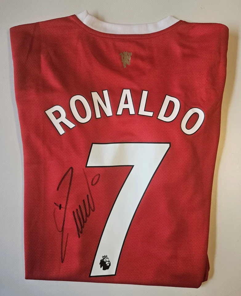 Signiertes Trikot Cristiano Ronaldo Manchester United (CR7 Museum zertifiziert) - Bild 2 von 3