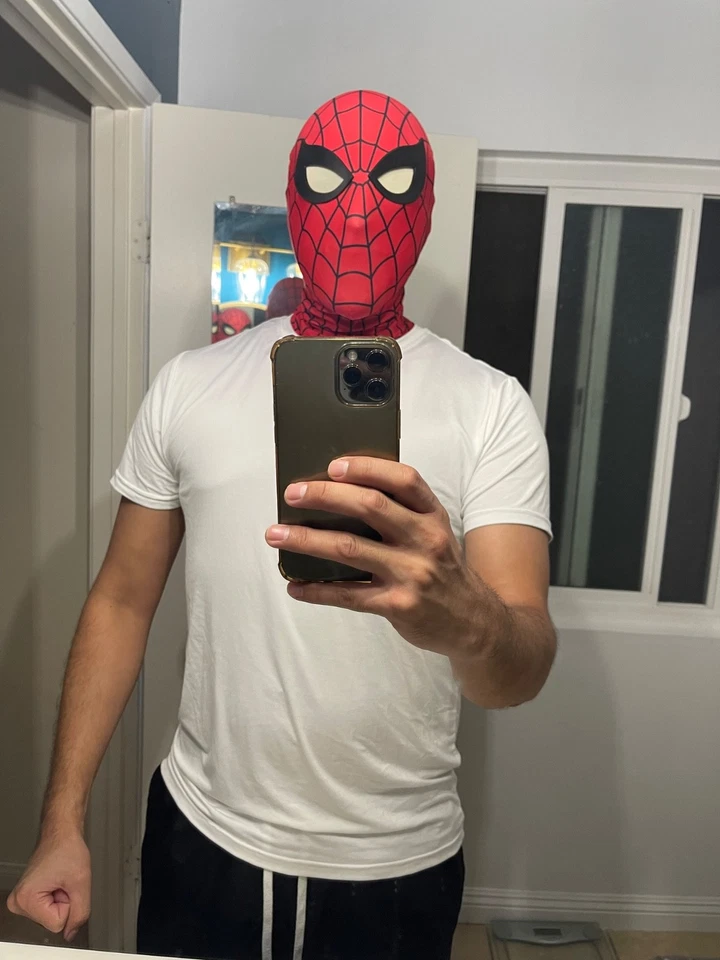 Disfraz de Spiderman traje clásico para adulto Foto 2 de 4