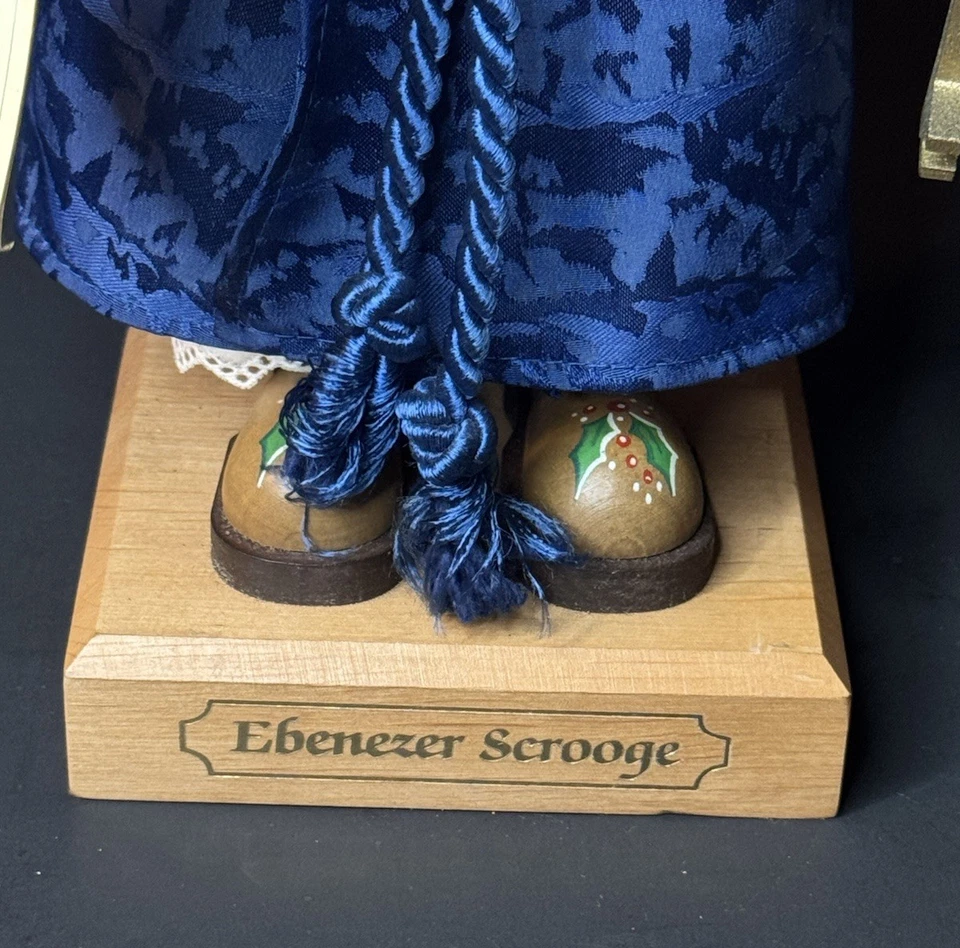 CHRISTIAN ULBRICHT 0/290 EBENEZER SCROOGE 17" CASCANUECES LE 218/5000 Foto 4 de 4