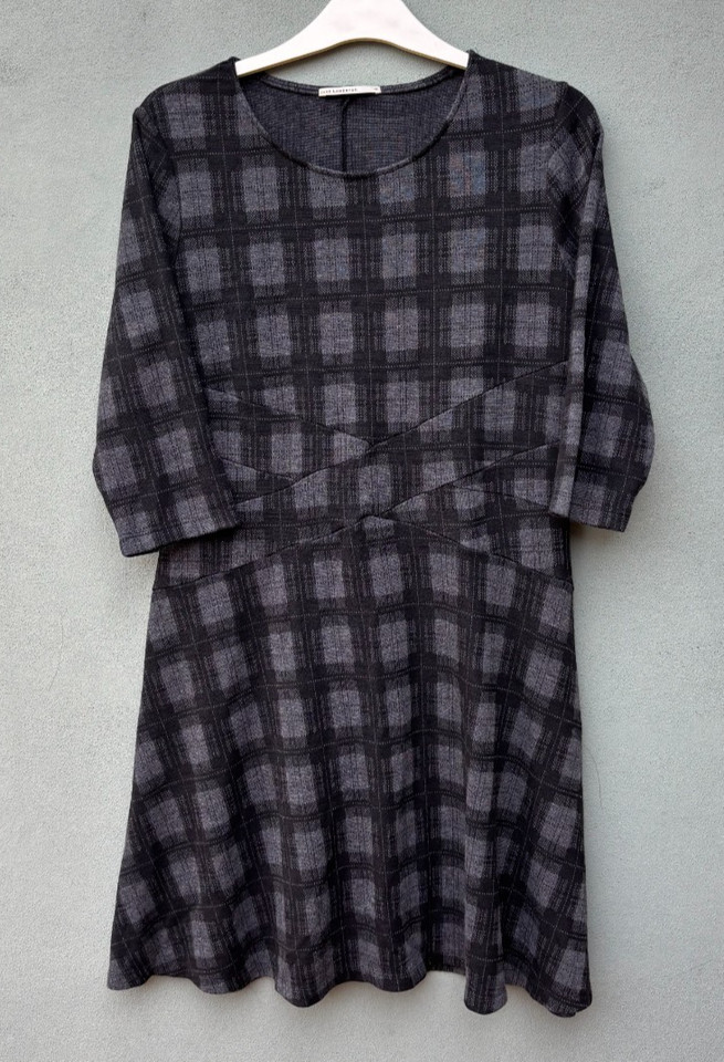 Jane Lamerton - Black & Grey Fit & Flare Winter Plaid Knee-Length Dress - 16