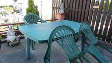 GARDEN TABLE AND FOUR CHAIRS GREEN