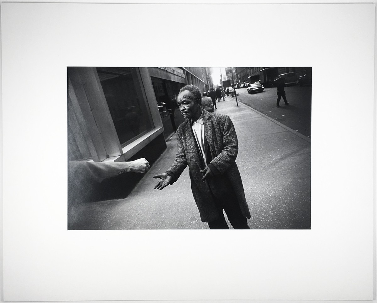 Garry WINOGRAND: Beggar, NYC, 1968 / Silver Print / Ptd 1978