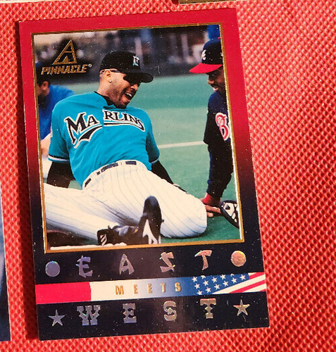 MINT 1997 SET OF 16 FLORIDA MARLINS PINNACLE BASEBALL CARDS W/ HARD HINGED CASE - Picture 15 of 24