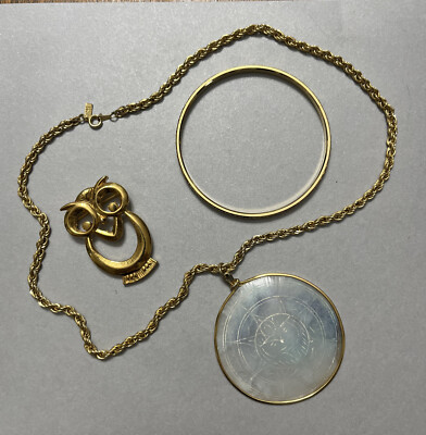 Vintage Estate  GOLD Tone lot: Necklace 18,  Bracelet Marked TRIFARI ~ Owl (7E)