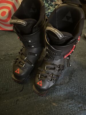 Fischer RC4 110 boots 2017; Red accents; Size 26.5/98 mm