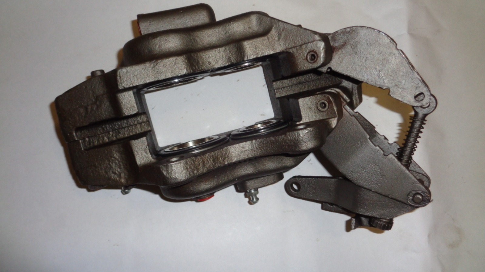 ROLLS ROYCE  REBUILD LEFT REAR BRAKE CALIPER  IN STOCK  SAME DAY SHIPPING 74-80