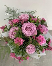 FRESH REAL FLOWERS Luxury Mothers Day Gift Bouquet Free Delivery
