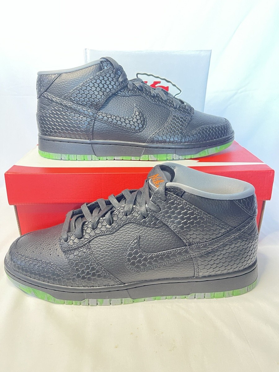 Size 12.5 - Nike Dunk Premium Mid Halloween - Headless  display picture 2