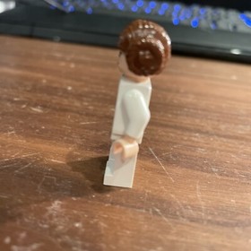 LEGO Star Wars Princess Leia  Minifigure 7965 White Dress