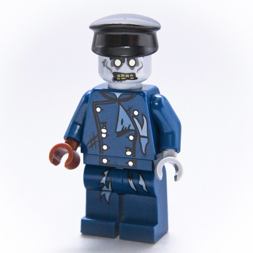 Authentic 2012 LEGO ZOMBIE DRIVER Minifigure (mof012) | Monster Fighters #9465 - Picture 9 of 13