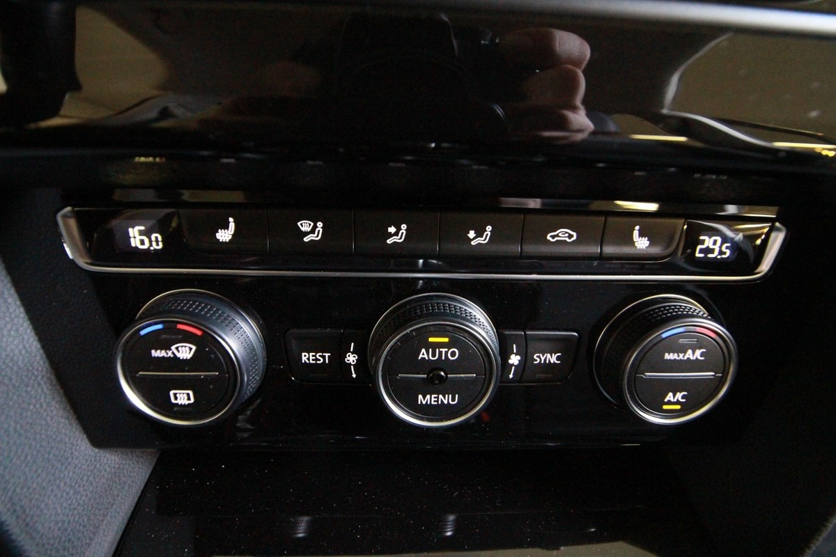 VW Passat 1,4 TSi 150 Highline Variant DSG