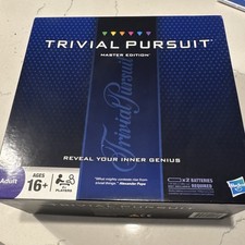 Hasbro Trivial Pursuit Master Edition w/ Elec...