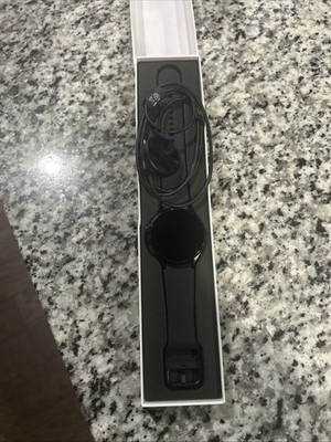 Samsung Galaxy Watch4 44mm Aluminum Silver Case Bluetooth Smartwatch SM-R870