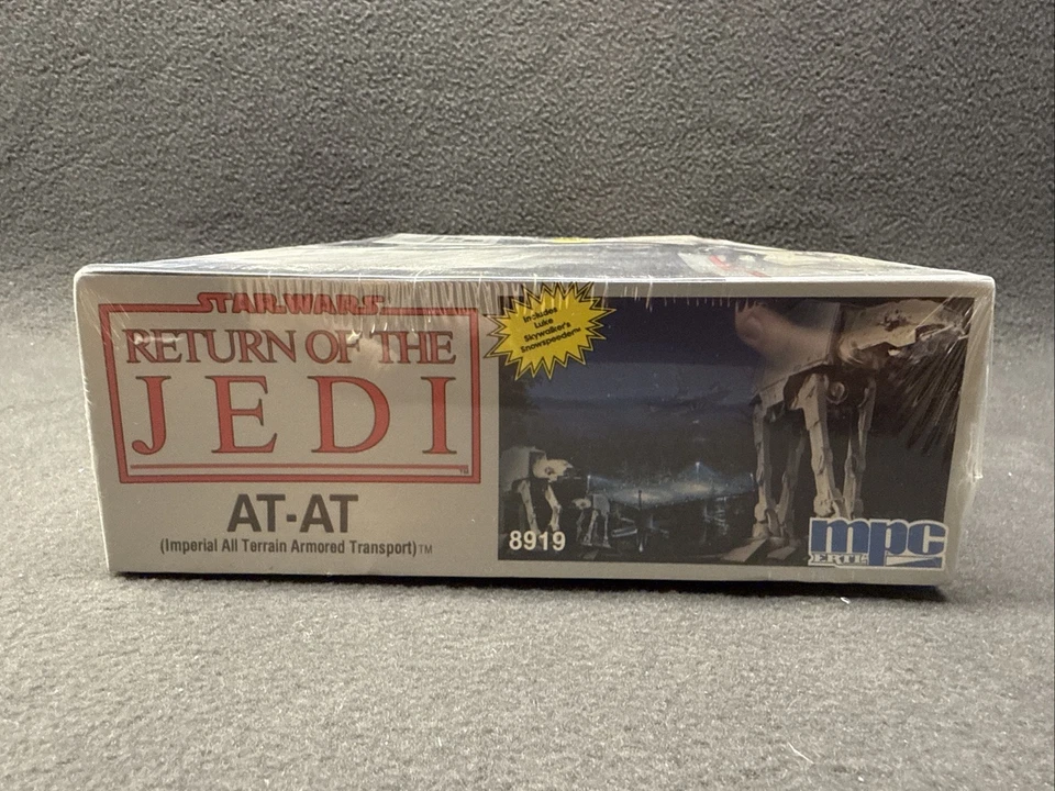 MPC Star Wars Return of the Jedi AT-AT Imperial 1989 Model Kit Sealed 8919 - Image 4 of 4