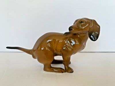 Rosenthal Squatting Dachshund RARE