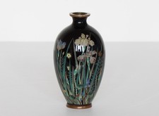 Japanese Antique CLOISONNE VASE with Flowers Gonda Hirosuke
