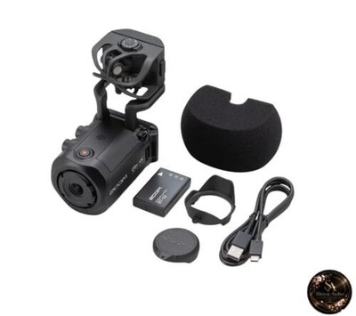 Zoom (Q8n-4K) Ultra High Definition Video Recorder w/Flip Out