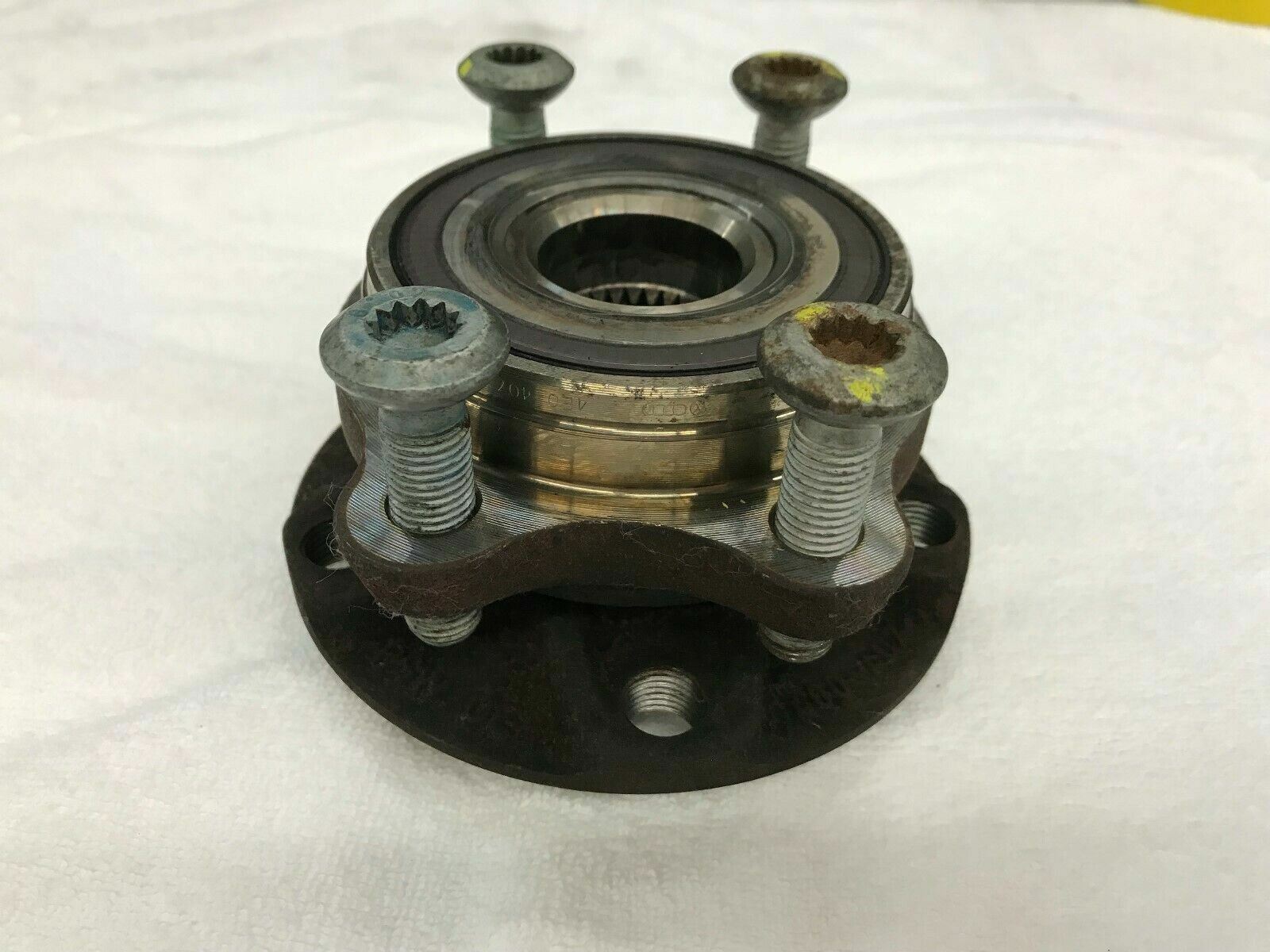 LAMBORGHINI GALLARDO COUPE SPYDER REAR HUB WITH BEARING WHEEL HUB OEM 4E0407625D