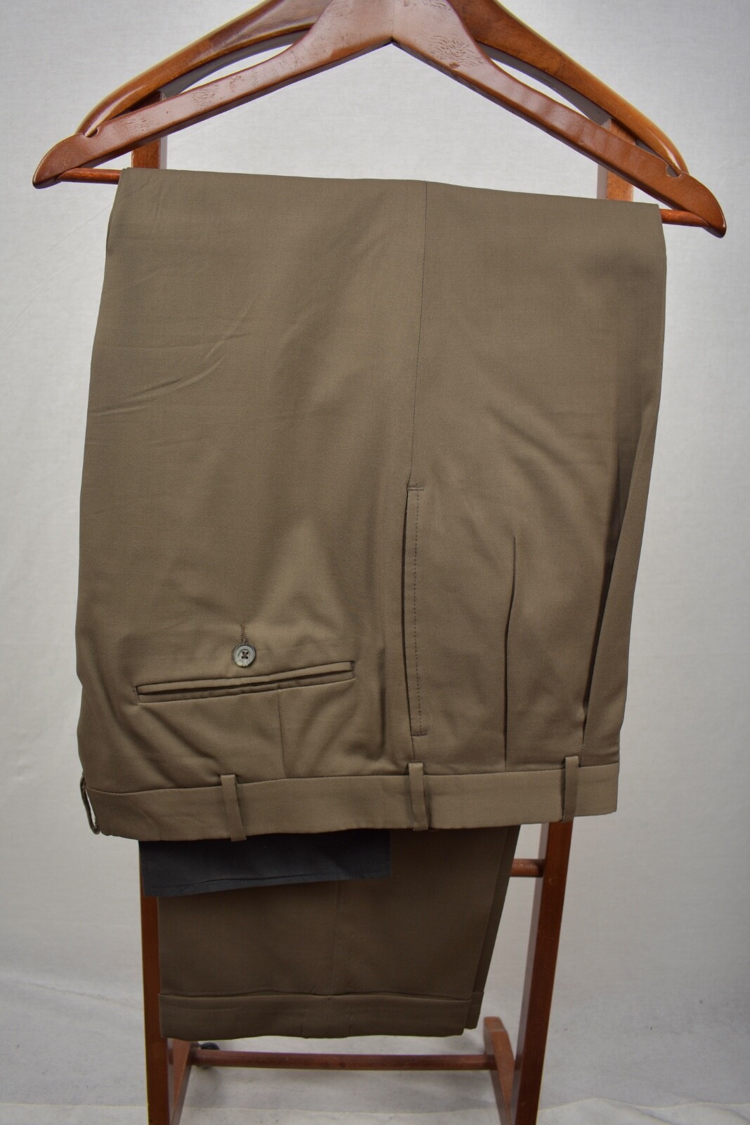 Bespoke Solid Brown Wool Three Button Two Piece S… - image 10