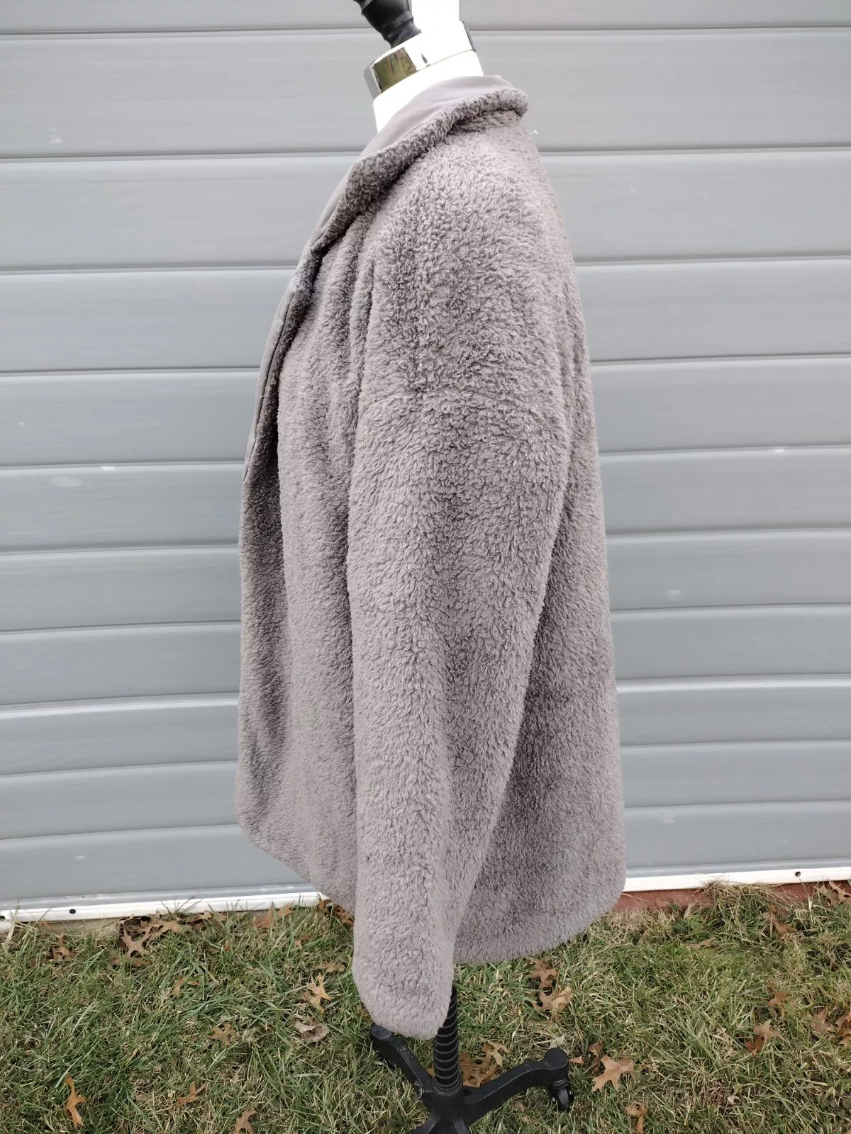 vuori cozy sherpa reversible jacket