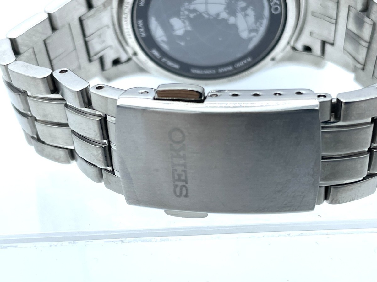 Near MINT SEIKO Brightz Radio Wave Solar Titanium Men's