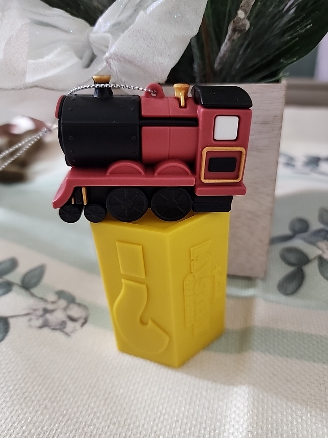 2023 Hallmark Harry Potter Hogwarts Express Mystery Ornament Super Rare Train Collectible