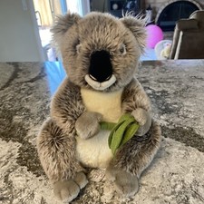 FAO Schwarz Toys R Us 12" Koala w/ Eucalyptus Branch Plush Realistic 2013 EUC