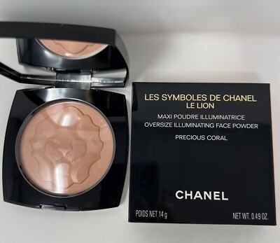 フェイスパウダー CHANEL LE LION DE CHANEL Chanel - Oversize Illuminating Powder Le Lion (Limited Edition