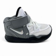 Nike Kyrie Infinity SE White Chrome Smoke Grey Baby Toddler Size 5 Sneaker