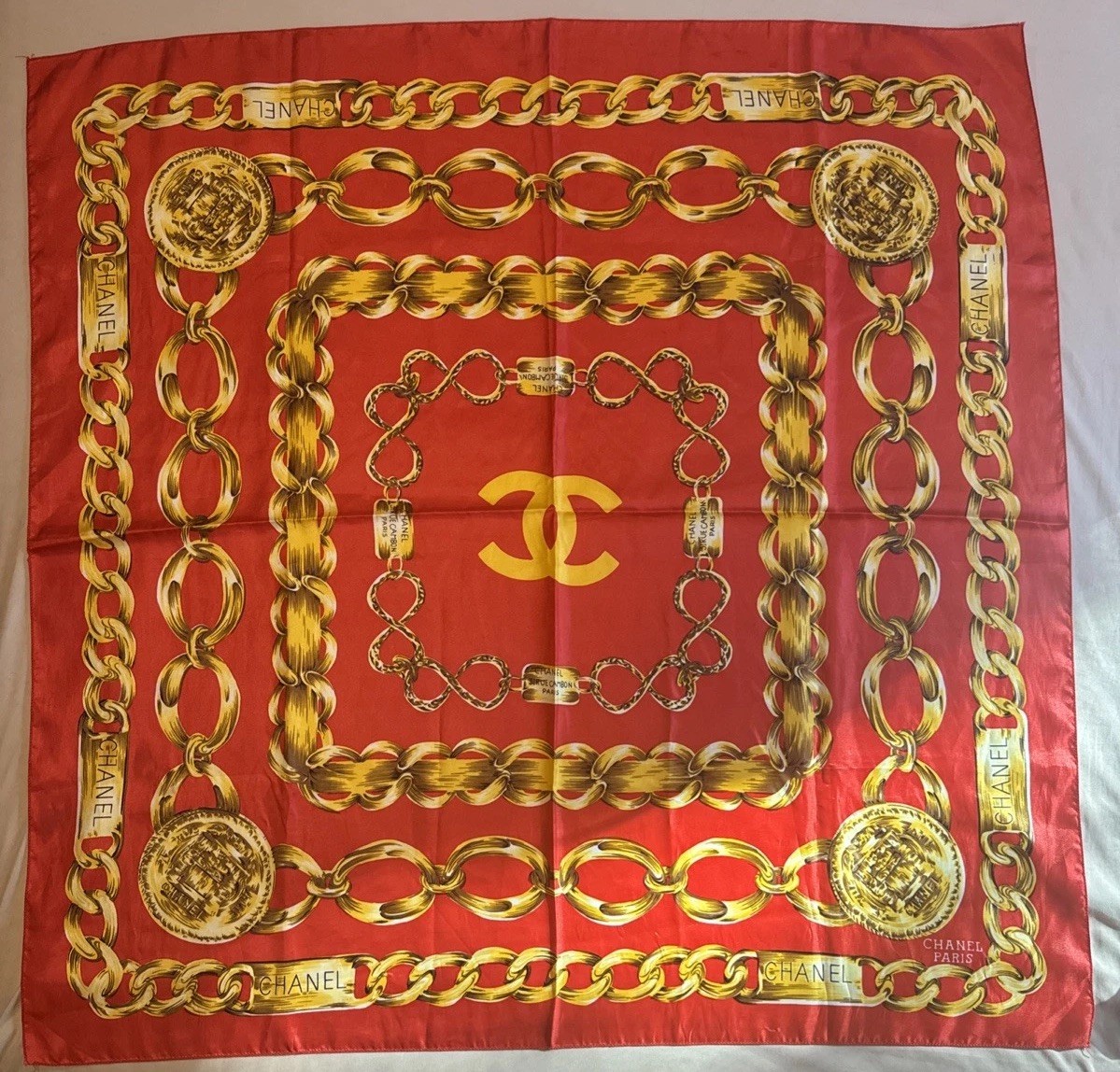 Vintage Chanel Scarf Rue Cambon Paris 100% Silk Scarf Gold Chain Link Red 34x34