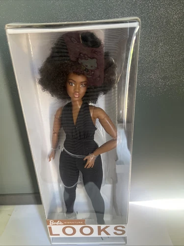 Barbie Signature Looks Model #2 2021 Collector Doll  curvy Wavy Hair MTM NRFB