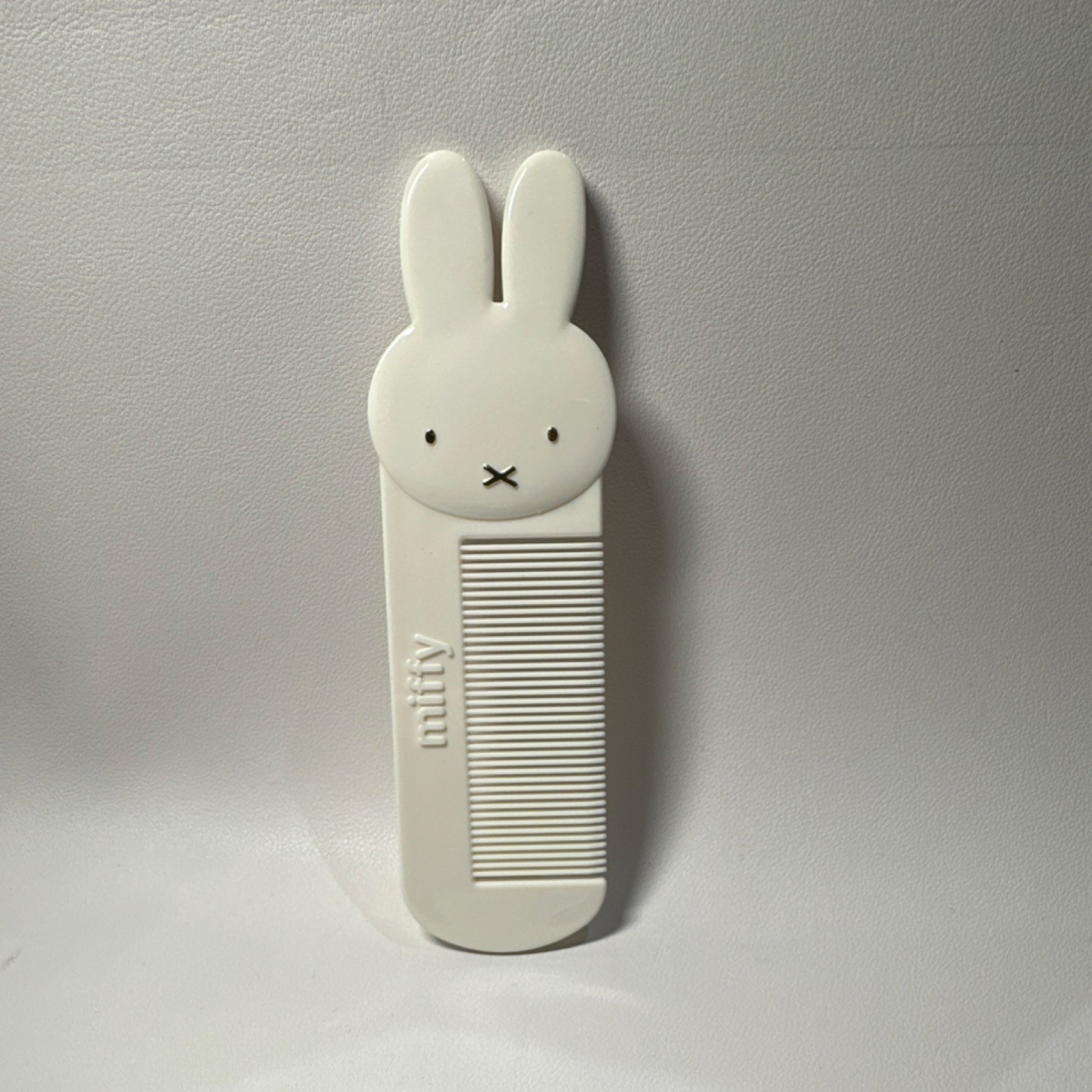 Miffy White Plastic Comb