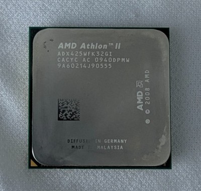 AMD Athlon II X3 425 2.7GHz Triple-Core (ADX425WFK32GI) Processor