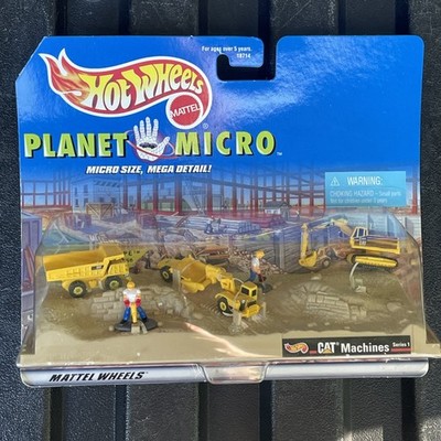 Vintage 1997 Hot Wheels Planet Micro CAT Machines Series 2 Sealed