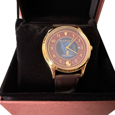 Spice and Wolf x INDEPENDENT Holo Limited Edition Armbanduhr Neu Japan