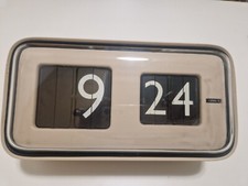 Orologio Cifra 5-Solari,Udine-con staffa da parete.Funzionante.Ottime condizioni