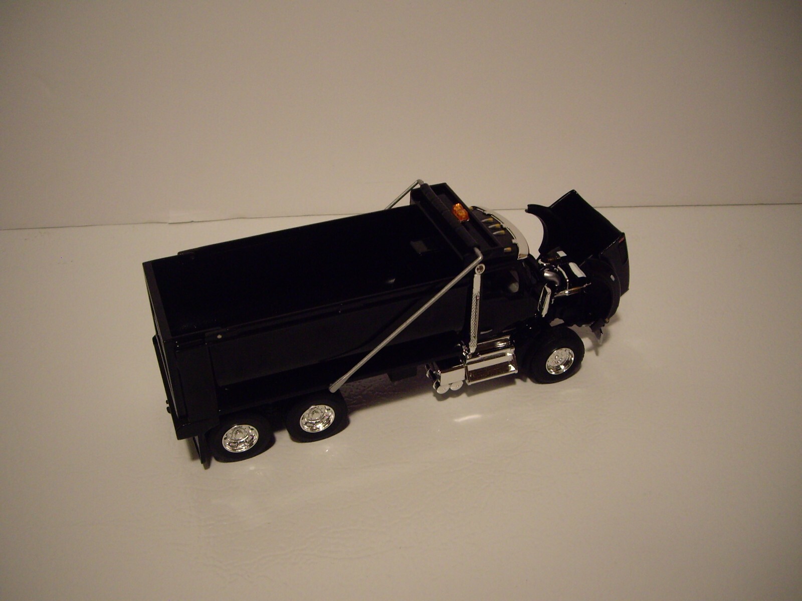 Picture 6 of 6