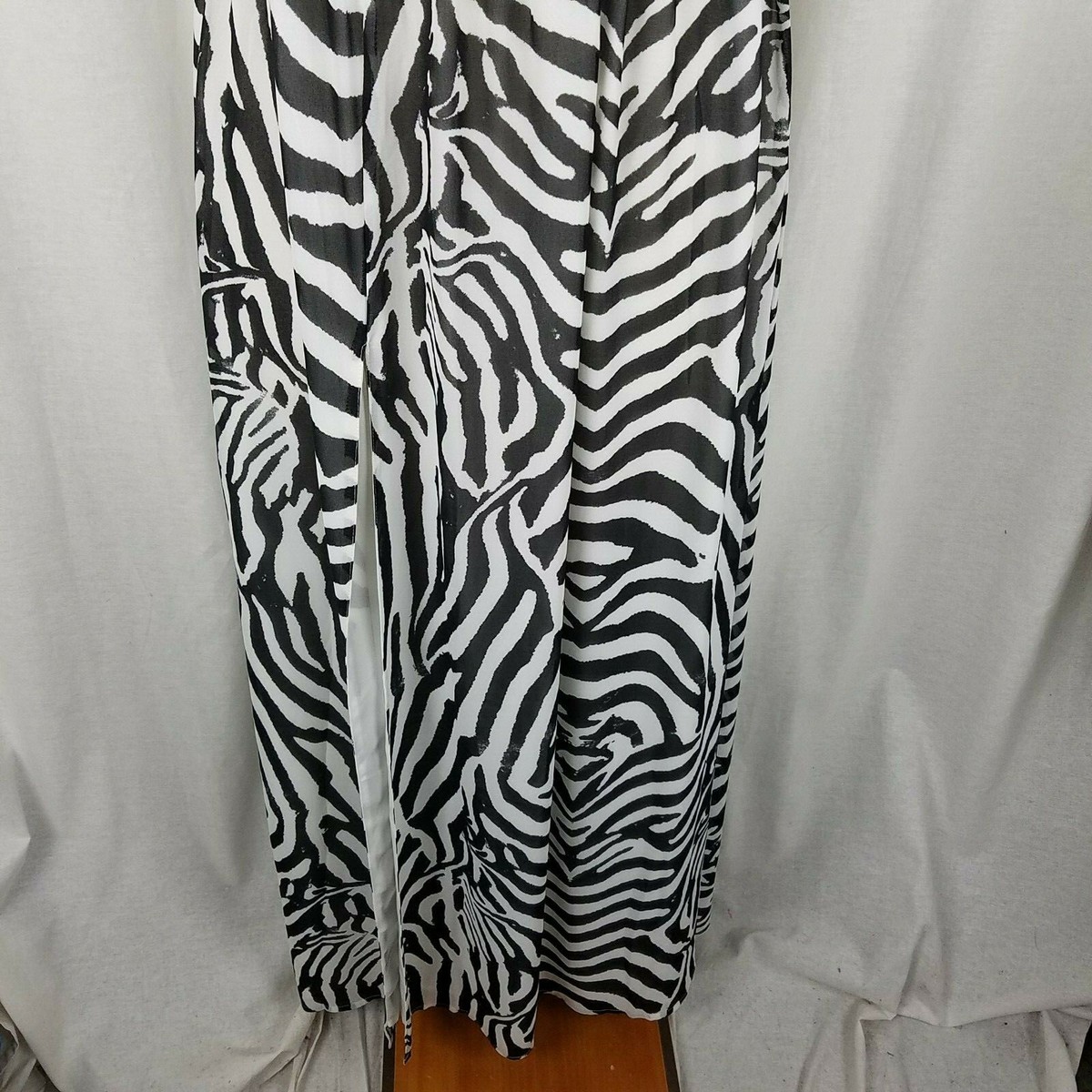 H&M Black & White Zebra Animal Print Sexy Maxi Halter Metal Chain Dress  Womens 6 | eBay