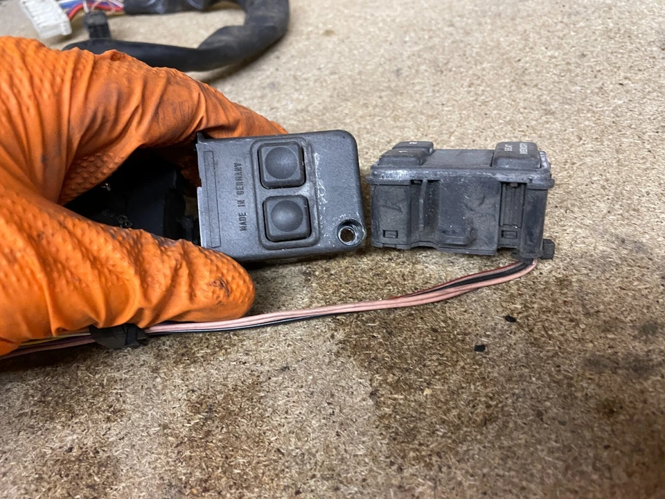 Interruptores de control de memoria telar cableado eléctrico asiento conductor delantero RANGE ROVER P38 Foto 3 de 4